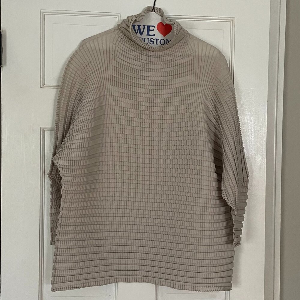 Issey Miyake Beige Mock Turtleneck Medium